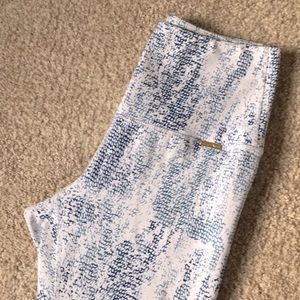 LIMITED EDITION Cleo Harper Leggings